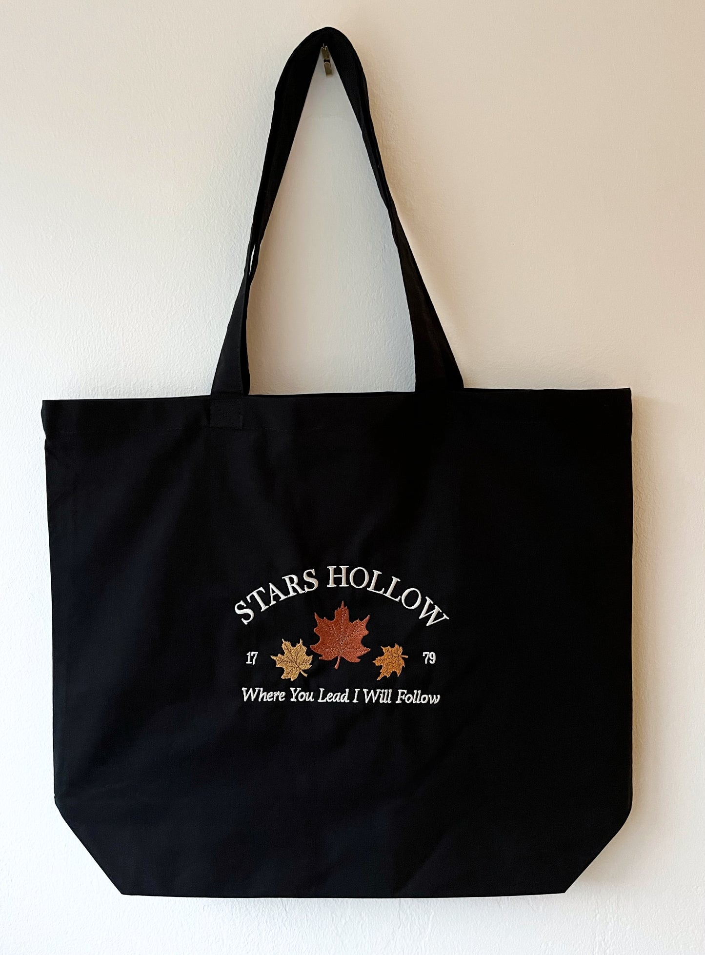 Stars Hollow Leaves Tote