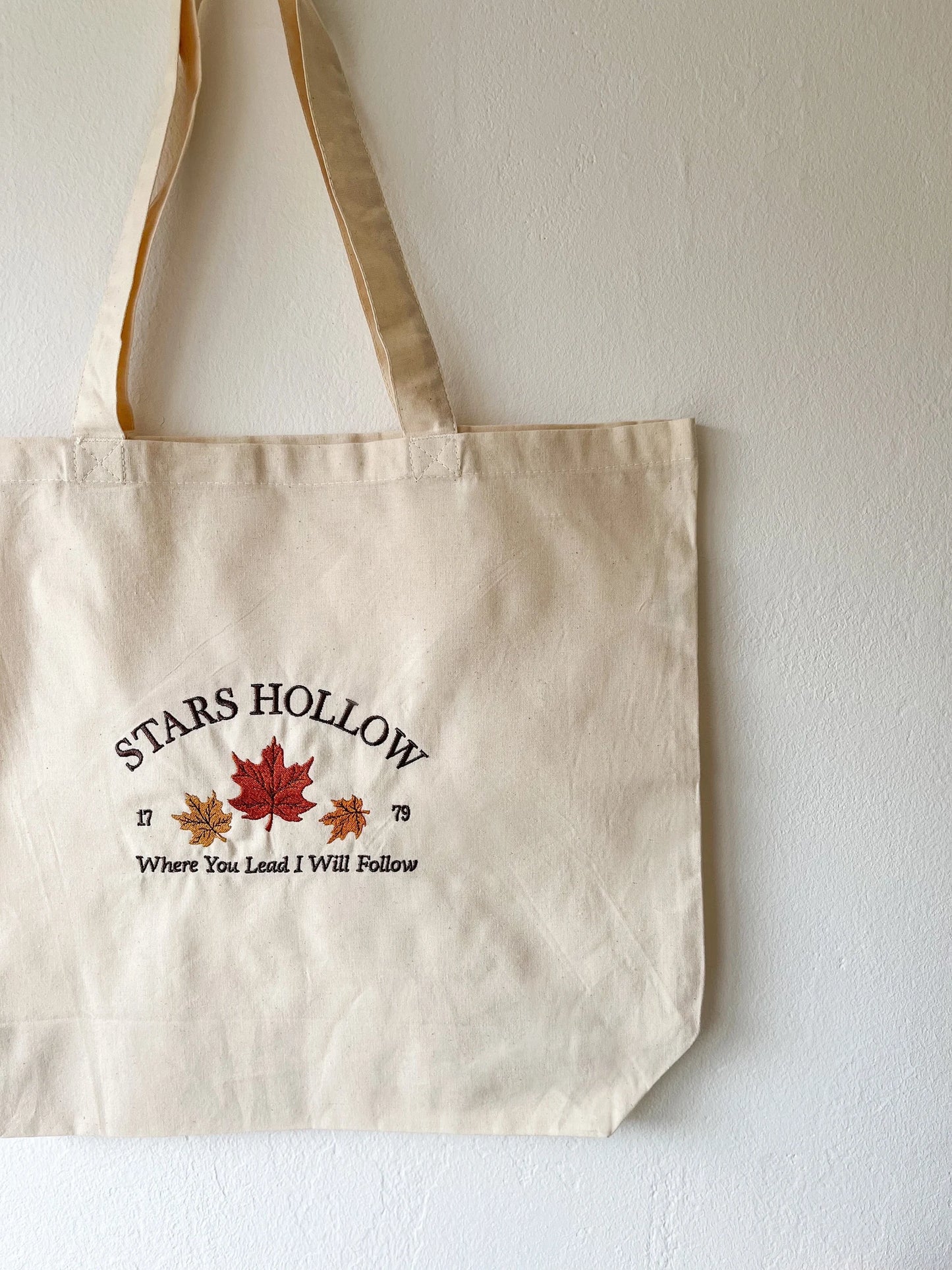 Stars Hollow Leaves Tote